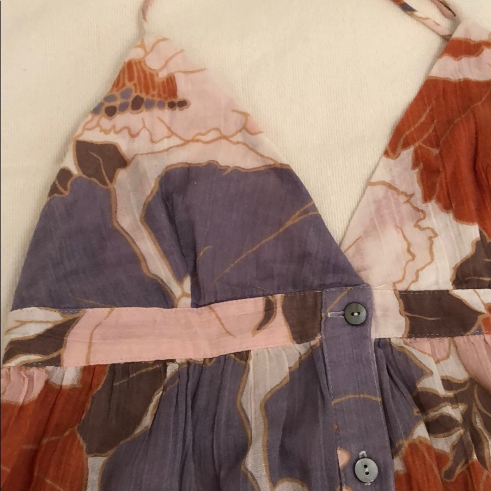 Joie Button Front Halter Top Size Medium - image 2